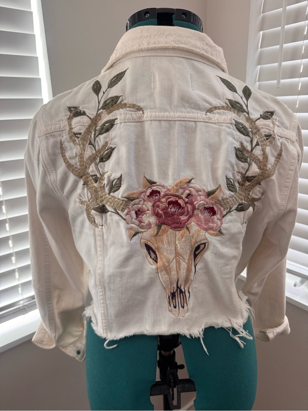 DRIFTWOOD White Denim Jacket with Pink Rose Embroidery - Picture 4 of 6